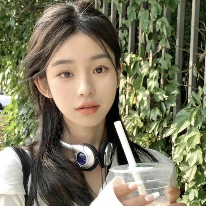 哎吔少女